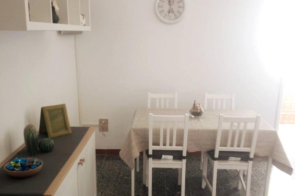 Ferienwohnung Il Girasole Cagliari Exterior foto